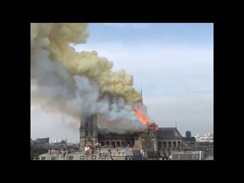 Fire breaks out at Notre Dame cathedral in Paris | ABC News episode artwork