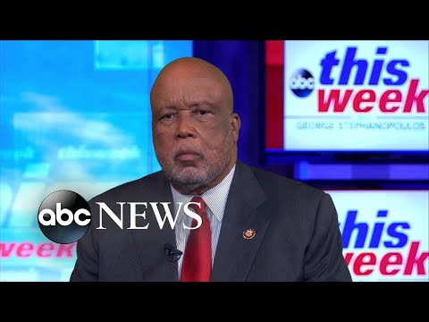 Border crisis is Trump's 'manufactured chaos that he's created': Top Dem episode artwork
