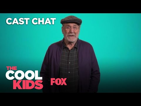 Texting For Cool Kids | Season 1 | THE COOL KIDS episode artwork