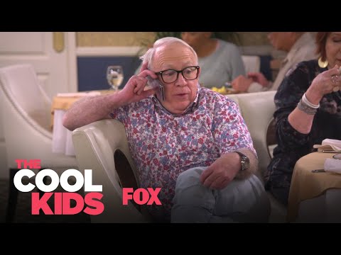 Sid Doesn't Know How To Ride A Bike | Season 1 Ep. 15 | THE COOL KIDS episode artwork