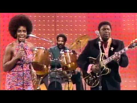 The Thrill Is Gone  - Gladus Knight and B.B.King - Midnight Special (HD) episode artwork
