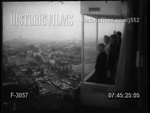 RIDERS IN NEW GLASS ELEVATOR - 1953
