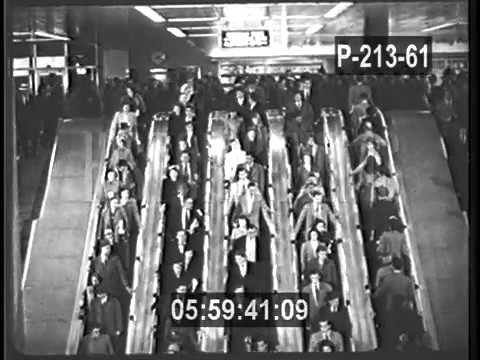 PORT AUTHORITY BUS TERMINAL OPENS 1950s