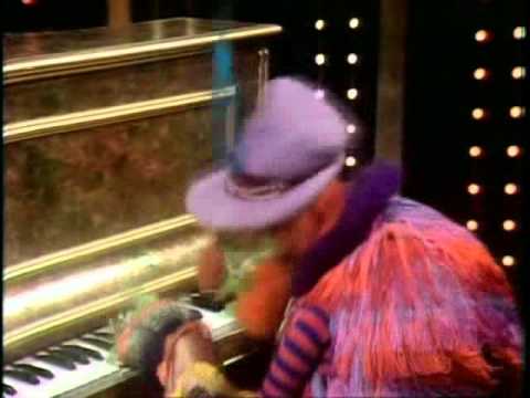 The Muppet Show: Dr. Teeth-Money episode artwork