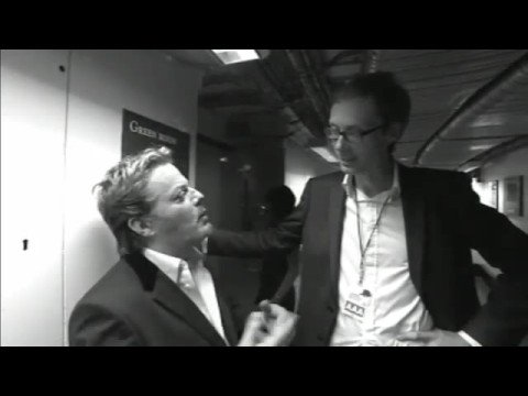 Eddie Izzard backstage at the Secret Policeman's Ball 2008 episode artwork