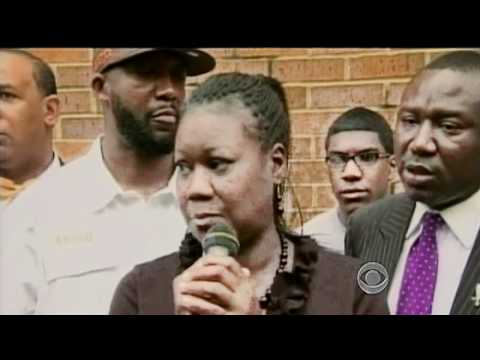 Colleagues donate nearly $41,000 to Trayvon Martin's mom episode artwork