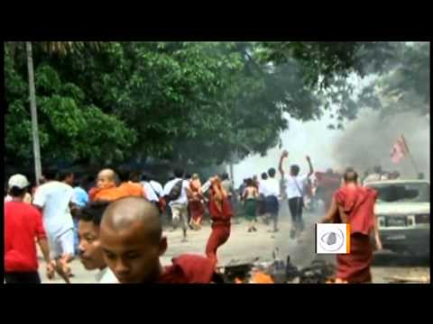 Clinton in Burma: Breaking new diplomatic ground