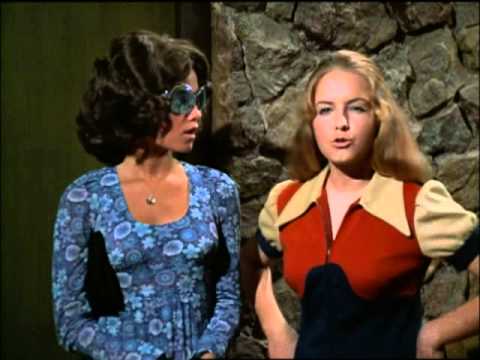 The Brady Bunch - Something Phony episode artwork