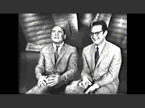 JOHNNY MERCER SINGS a MEDLEY of his HITS episode artwork
