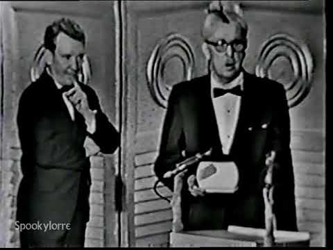 James Thurber gets a 1960 Award - Elliott Nugent, Burgess Meredith episode artwork