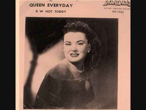 Sunday Smith Queen of Every Day episode artwork