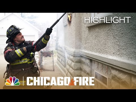 Cruz's Special Commendation - Chicago Fire (Episode Highlight) Cruz's Special Commendation - Chicago Fire (Episode Highlight)