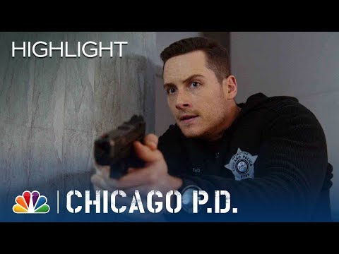 Do Not Run - Chicago PD (Episode Highlight)