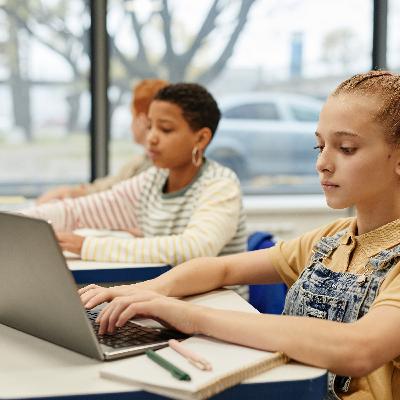 S04E02 - Computer Science in Rural Education Curriculum, an Interview with Ms. Karen Mix
