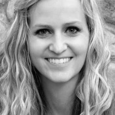 Sarah McConkie Podcast - Profiles of up and coming authors