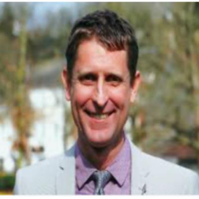 Expert Veterinarians - Professor Andrew Knight & Dr Malina Fielder