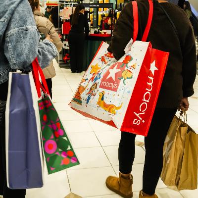 'Tis the season for credit card debt 'Tis the season for credit card debt