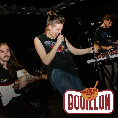 MONIKA : "L'improvisation est importante pour nous." MONIKA : "L'improvisation est importante pour nous."