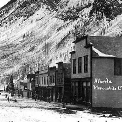 S10E17 The Frank Slide - A Town Buried Under Rock