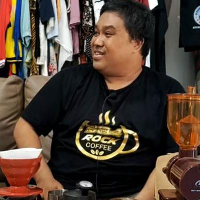 KELUAR DARI ZONA NYAMAN UNTUK BANGUN BISNIS IMPIAN - OJID'94 | NGOBRAS BOEDOETERS KELUAR DARI ZONA NYAMAN UNTUK BANGUN BISNIS IMPIAN - OJID'94 | NGOBRAS BOEDOETERS