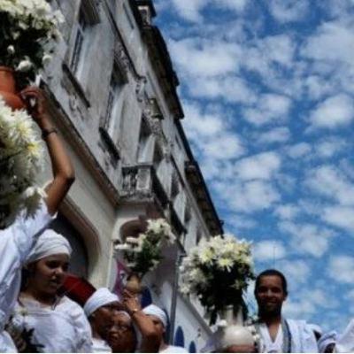 Título : Educação em Direitos Humanos 
 Tema: Intolerância Religiosa .