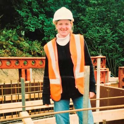 Building Women - Christine Allen