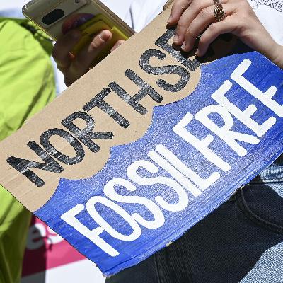 Der IGH stärkt Klimaklagen. Die deutschen Autobauer? Freuen sich schon - Baro Vicenta Ra Gabbert (Greenpeace) Der IGH stärkt Klimaklagen. Die deutschen Autobauer? Freuen sich schon - Baro Vicenta Ra Gabbert (Greenpeace)