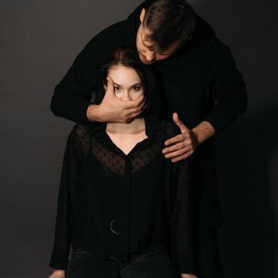 Relaciones violentas Relaciones violentas