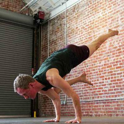 A Special Episode for Your Shoulders A Special Episode for Your Shoulders