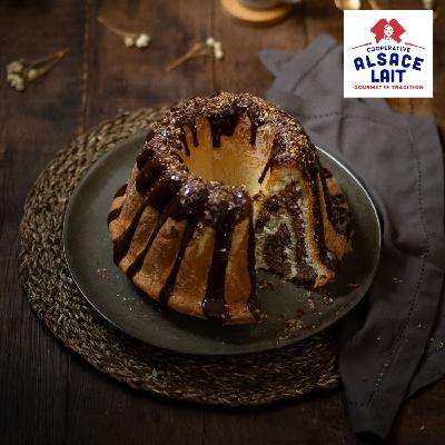 Kouglof au chocolat et à la vanille - A table avec Leïla Martin