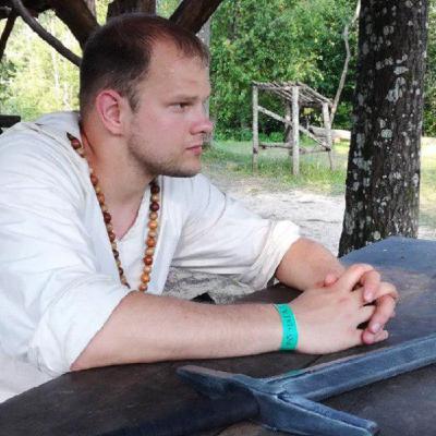 04. Рубилово мечами и чат-боты для управления сообществом