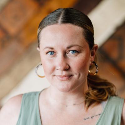 From Log Cabin to Leadership: Chelsea Marburger's Badass Journey From Log Cabin to Leadership: Chelsea Marburger's Badass Journey