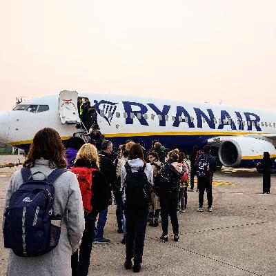 Will Elon Musk buy Europe's biggest budget airline?