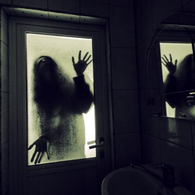 #Horror Story - Di Sebuah Rumah