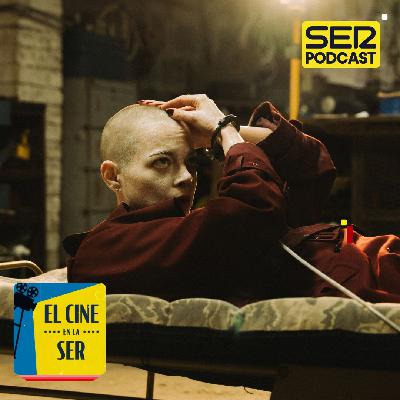 El Cine en la SER: 'Bugonia', la desastrosa comedia negra de Yorgos Lanthimos y Emma Stone El Cine en la SER: 'Bugonia', la desastrosa comedia negra de Yorgos Lanthimos y Emma Stone