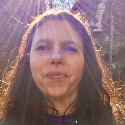 Season 1, Ep 9: "Apothecary Wisdom for Seasonal Flow with Maria Chowdhury"