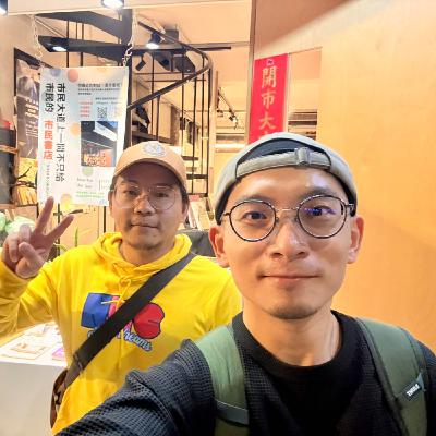 EP447｜國中時他在北印度的喇嘛廟修行，不斷在地上寫著唐詩與美食　ft. 噶瑪悉樂