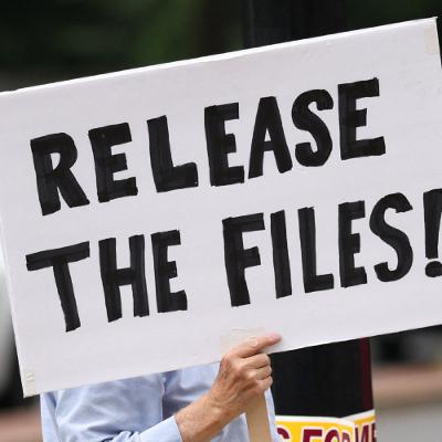 100725 Gaza Peace Talks, American Jews Split on Israel, Trump's Terror