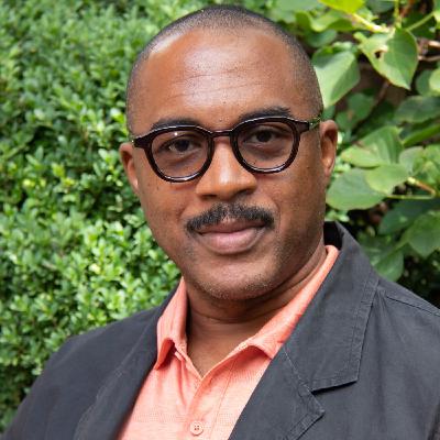 Episode 130: When the Swelling Goes Down with Actor, Playwright Samuel Ray Gates