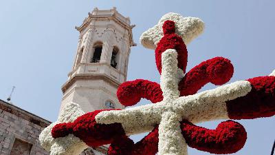 Hablemos de Protocolo: La Cruz de Mayo Hablemos de Protocolo: La Cruz de Mayo
