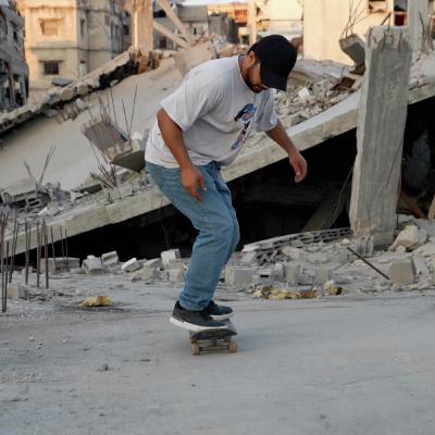 Palestinians reclaim joy by using Gaza rubble as makeshift skatepark Palestinians reclaim joy by using Gaza rubble as makeshift skatepark