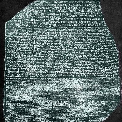 La stele di Rosetta: il deciframento dei geroglifici