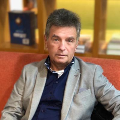 Добродетелите са по-важни от технологиите: Асен Александров в Политкаст еп. 47