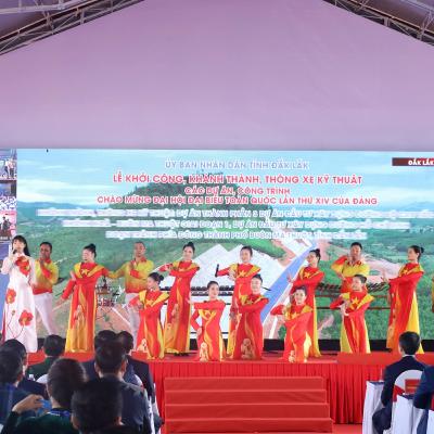 Tin trong nước - Đắk Lắk thông xe kỹ thuật và khởi công các công trình trọng điểm Tin trong nước - Đắk Lắk thông xe kỹ thuật và khởi công các công trình trọng điểm