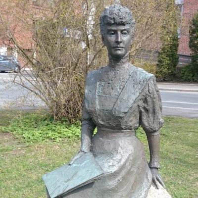 Ten Inspiring Norwegians