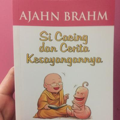 Si Cacing dan Cerita Kesayangannya