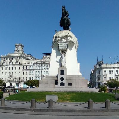 El sonido de la Plaza San Martin, Lima - Perú