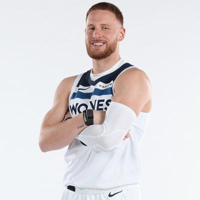 Donte DiVincenzo Shootaround 03.05