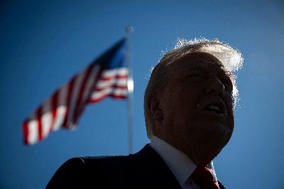 When democracy abandons decency — with George Packer