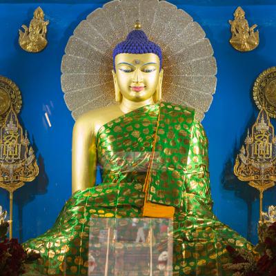ทางเสื่อม ทางเจริญของบรรพชิต